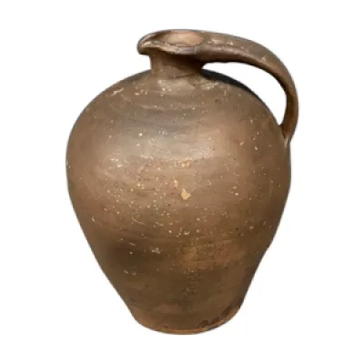 Cruche antique en poterie - marron