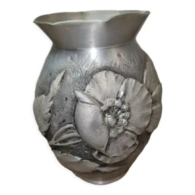 vase Barte, étain repoussé - 1900