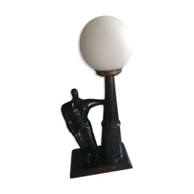 Lampe à poser noir métallisé - globe opaline