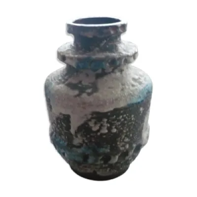 vase en céramique avec - decor lave