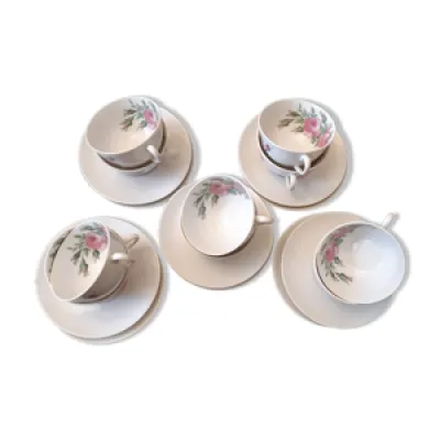 10 tasses porcelaine - motif roses