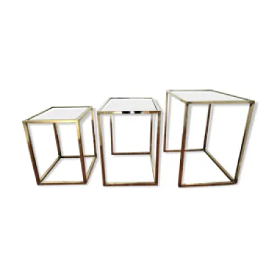 Trois tables basses gigognes - design verre