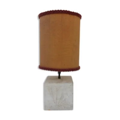 lampe en pierre vintage