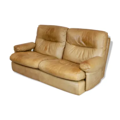 Canapé en cuir, modèle - fin