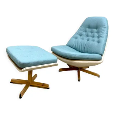 chaise pivotante et pouf - design