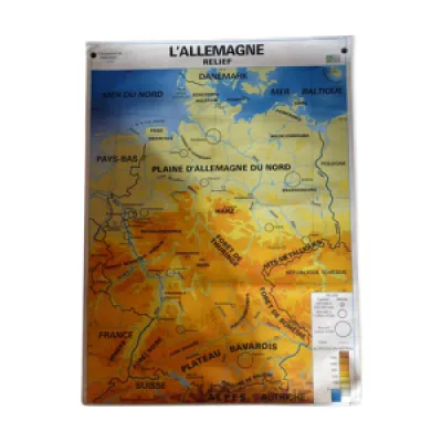Carte scolaire poster - relief