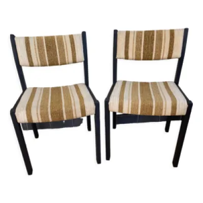2 chaises bois et tissu