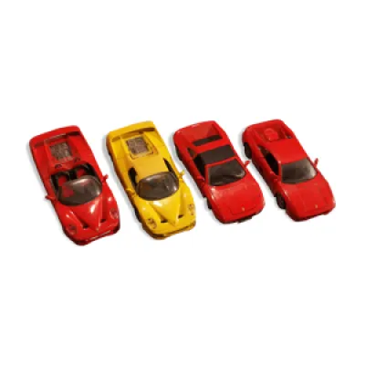 Lot de 4 modèles Ferrari