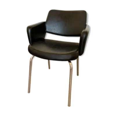 fauteuil noir vintage