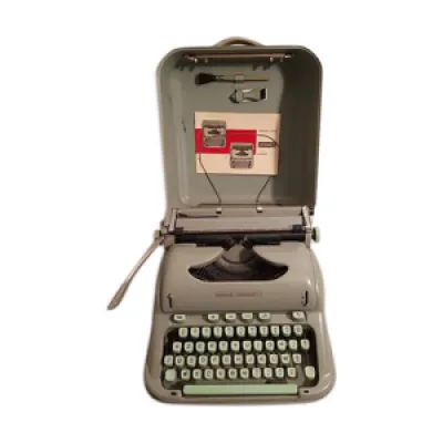 Machine a écrire Hermes 3000 vintage