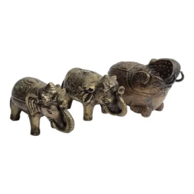 Trio d'éléphants en - bronze