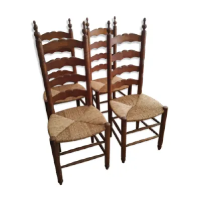 Quatre chaises paillées - style