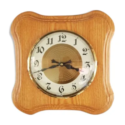 horloge en bois de chêne