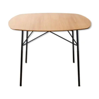 Table 135 bis d’André - edition meubles