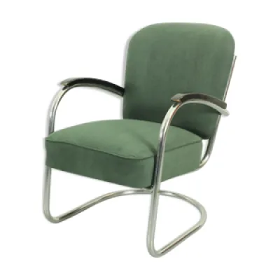 chaise modèle 436 par