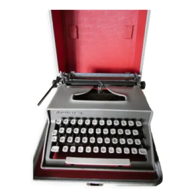 Machine à écrire de - marque