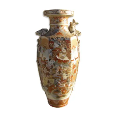 Vase en porcelaine imari