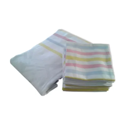 nappe et 12 serviettes