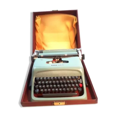 Machine à écrire Olivetti - 1952