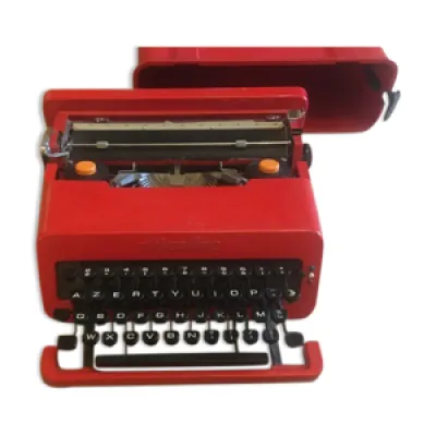Machine à écrire portable - olivetti