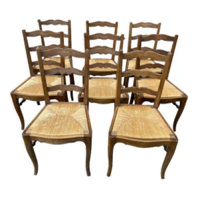8 chaises paillées rustique