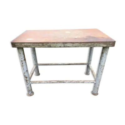 Table vintage en métal - atelier industriel