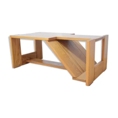 Table basse asymétrique - design moderniste