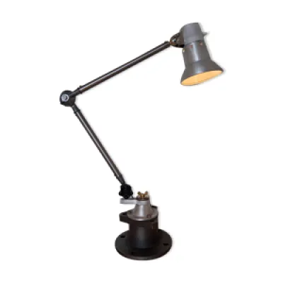 Lampe de bureau articulée - industriel