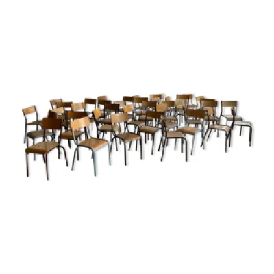 Lot de 40 chaises d'école