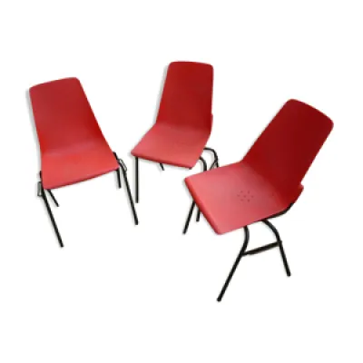 Lot de 3 chaises coque - rouge salle