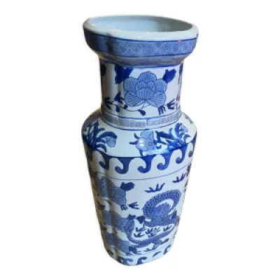 Vase chinois en porcelaine - blanche bleue