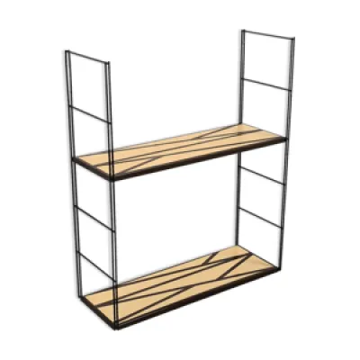Etagere style string