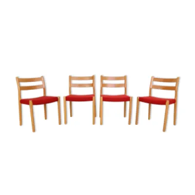 4 chaises modèle 84 de Niels Otto