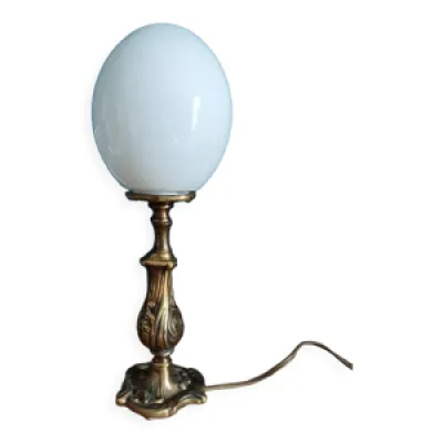 Lampe chevet globe oeuf - base bronze