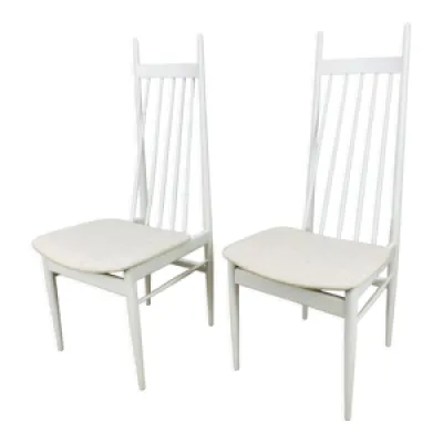 2 chaises scandinaves - blanches