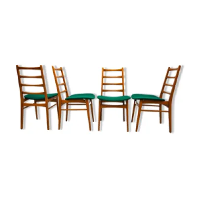 Suite de 4 chaises vintage - scandinave