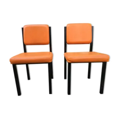 Chaises vintage en skaï - orange noir
