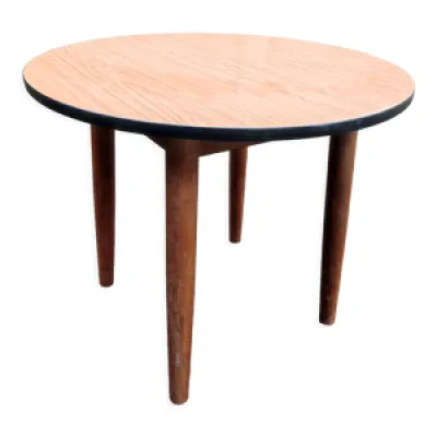 Table basse d'appoint - formica pieds