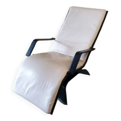 fauteuil modèle Antropovarius - poltrona frau