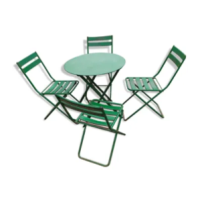 Ensemble de jardin table - pliantes chaises