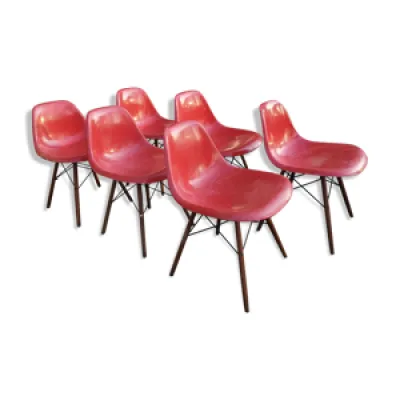 6 chaises DSW par Charles - ray eames