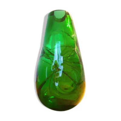 Vase en verre vert 1970s