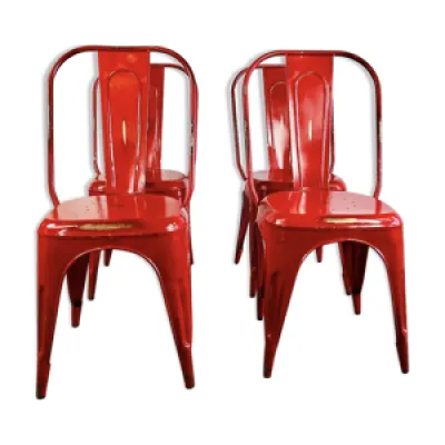 Ensemble de quatre chaises - acier rouge