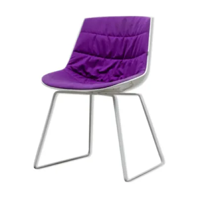 Chaise MDF Flow coque - blanc violet