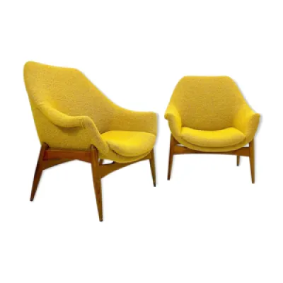 Paire de fauteuils jaunes - milieu