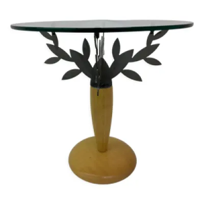 Table d’appoint post-moderne