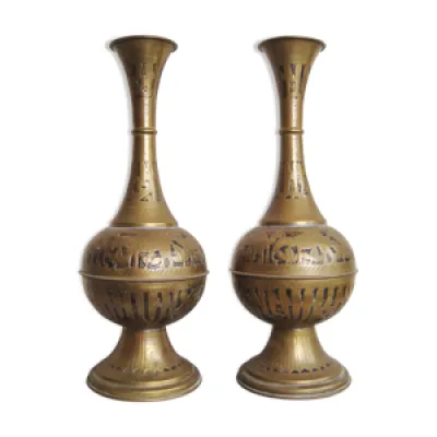Paire de vases égyptiens - laiton
