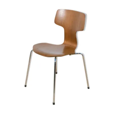 Chaise modèle 3103  par Arne Jacobsen
