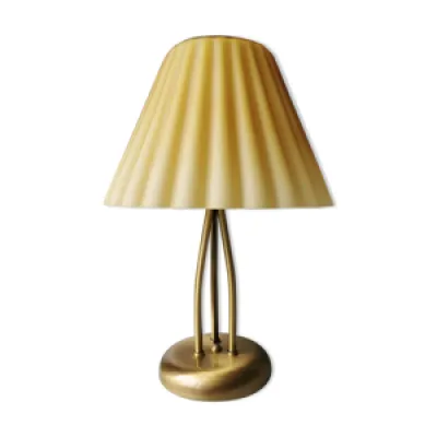 lampe de table en laiton