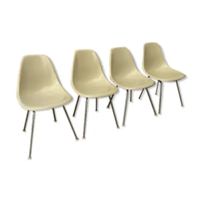 4 chaises DSX par ray - charles eames